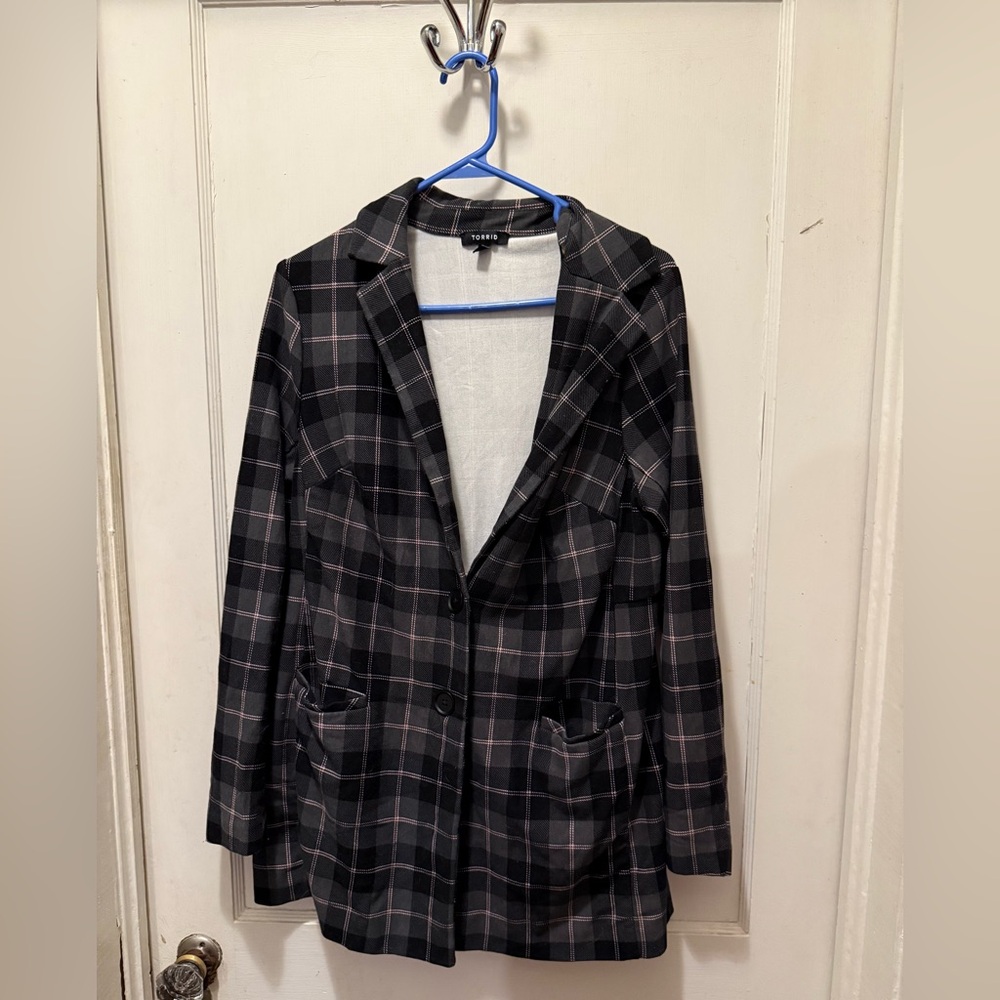 Torrid Longline Black, pink, and Gray Plaid Blazer